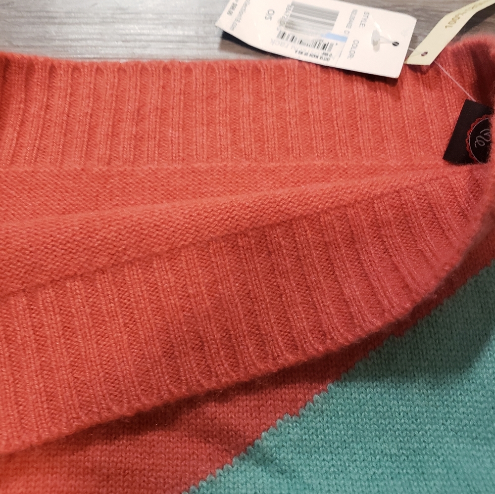 Made of Me Collection Eighteen 100% Cashmere Snood Cinnamon Red NWT - Picture 6 of 10